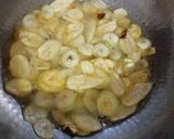 कच्चे केले की चिप्स (kahhe kele ki chips recipe in Hindi) रेसिपी चरण 3 फोटो