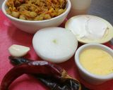 Foto del paso 1 de la receta: Crema de flor de calabaza en pan de hierbas