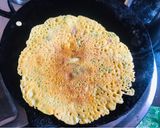 A picture of step 6 of Besan ka chilla.