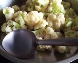 আলু ফুলকপির তরকারি (Aloo Fulkopir tarkari recipe in bengali) রেসিপির ধাপ 1 ছবি