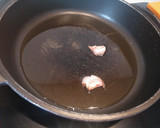 Foto del paso 2 de la receta: Pollo al ajillo
