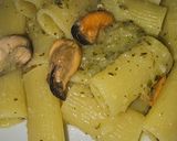 Foto del paso 8 de la receta: Rigatoni con Salsa de Calabacin y Mejillones