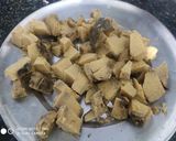 A picture of step 3 of Suran jimikand Yam Curry.