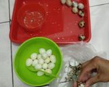 Foto langkah ke 1 dari resep Asinan Telor Puyuh.