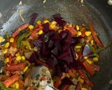 A picture of step 4 of Healthy Beetroot & Veggie Pulao.