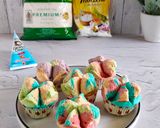 Foto langkah ke 11 dari resep Bolu Kukus Mekar Pelangi.