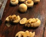 Foto del paso 3 de la receta: Pollo al champiñón con papas noisette