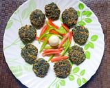 शेवग्याच्या पानांचे कटलेट (shevgyachya panache cutlet recipe in marathi) रेसिपी स्टेप 4 फोटो 
