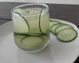 Foto del paso 3 de la receta: Cóctel de mezcal con pepino