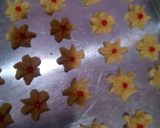 Foto langkah ke 3 dari resep Semprit bunga ekonomis (no mixer).