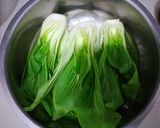Foto langkah ke 1 dari resep 391.Pakcoy Ayam Bawang Putih.