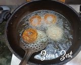 A picture of step 5 of Horse and Green Gram Vadas.