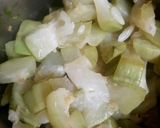 A picture of step 1 of Dudhi Pithle.