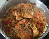 Foto del paso 3 de la receta: Pollo con verduras y nata