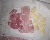 Foto del paso 4 de la receta: Medialunas saladas rellenas sin hojaldre