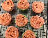 Foto langkah ke 7 dari resep BOLU KUKUS SEMANGKA 🍉.
