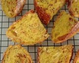 Foto langkah ke 28 dari resep Kunyit Wijen Jinten Hitam Chili Flakes Cheese Sourdough Bread (Open Bake Method).