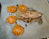 Foto del paso 3 de la receta: Solomillo con salsa de mostaza, tomate y queso de cabra