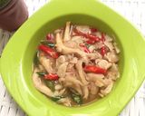 Foto langkah ke 4 dari resep Cah jamur super simple.