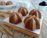 Foto langkah ke 8 dari resep Bolu Kukus Kurma.