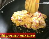 A picture of step 3 of Left over roti nasta in 10 minutes.