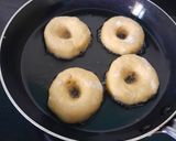 Foto langkah ke 7 dari resep Donat Ubi Kuning Madu Empuk dan Lembut.