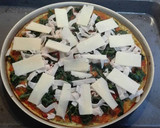 Foto del paso 14 de la receta: Pizza de Espinacas con base de Calabacín 🍕