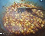 A picture of step 3 of Chana curry.