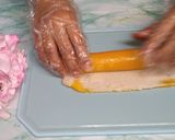 Foto langkah ke 6 dari resep Talam gulung ubi kuning.