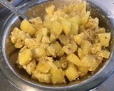 Une image de l'étape 6 de Pommes de terre gratinées au pecorino,ail et persil.