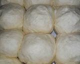 Foto langkah ke 3 dari resep Roti Susu Manis.