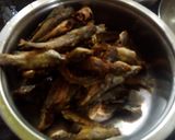 A picture of step 2 of Tangra fish in rich gravy.