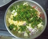 A picture of step 3 of Mix Veg Sunflower Paratha (Tiffin recipe).