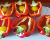 Foto del paso 2 de la receta: Pimientos rellenos de tocino, queso y huevo