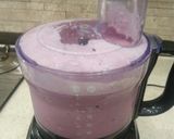 A picture of step 3 of Triple Berry smoothie.