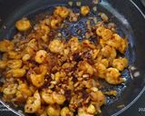 A picture of step 6 of Chilli Garlic PRAWNS.