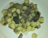 Foto del passaggio 3 della ricetta Gnocchetti con funghi e tartufo
