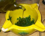 Foto del paso 3 de la receta: Merluza a la plancha con salsa verde