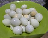 Foto langkah ke 1 dari resep Perkedel Telur Puyuh.