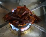 Foto del paso 6 de la receta: Guisado de nopalitos en chile cascabel