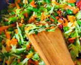 A picture of step 4 of Hakka Noodles.
