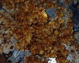 A picture of step 2 of Masala okra with dry coconut.