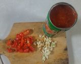 Foto langkah ke 1 dari resep Sarapan Sardines Spicy.