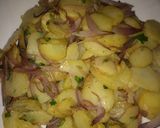 A picture of step 9 of Sautéed potatoes.