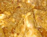 A picture of step 1 of روایتی سالن آلو مٹر گوشت.