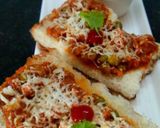 पाव भाजी चीज़ टोस्ट (pav bhaji cheese toast recipe in Hindi) रेसिपी चरण 4 फोटो