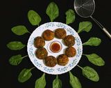 A picture of step 8 of Spinach Tikki.