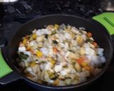 Foto del paso 3 de la receta Falso cuscus de coliflor con verduras, sepia y aroma de albahaca