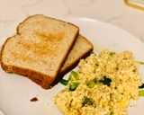 A picture of step 3 of Oat Milk Scrambled Eggs.