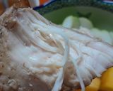 Hình bước làm 2 của món Salad trái cây trộn ức gà nướng